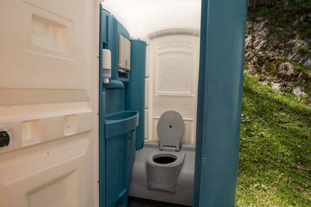 Best Luxury portable toilet rental  in Baldwin, PA